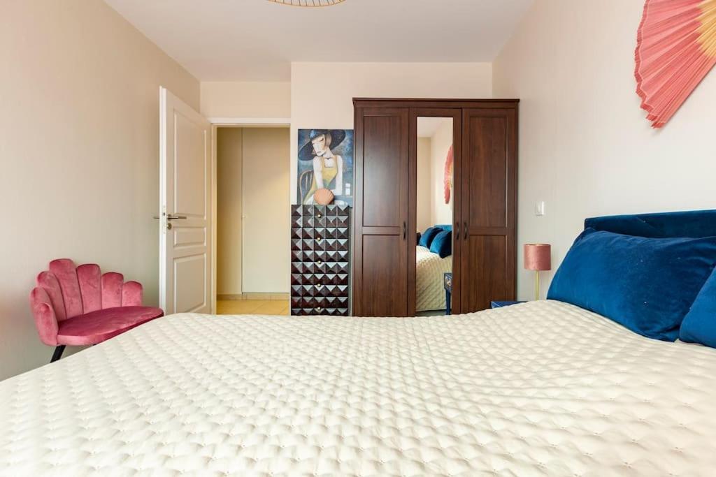 Apartment Climatise 3 Etoiles T3 Chic A Avec Billard Et Terrasse Strasbourg