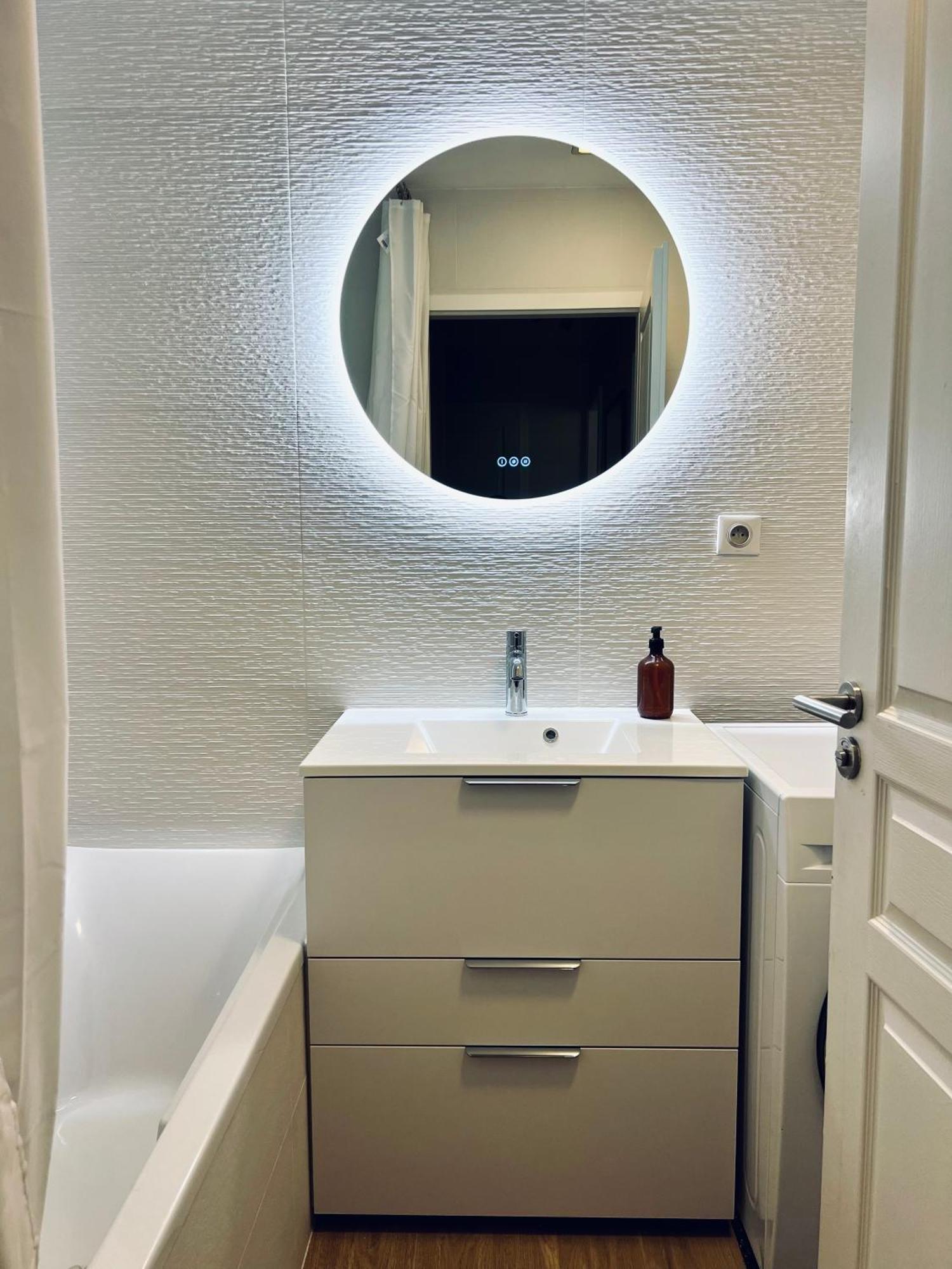 Climatise 3 Etoiles T3 Chic A Avec Billard Et Terrasse Apartment Strasbourg